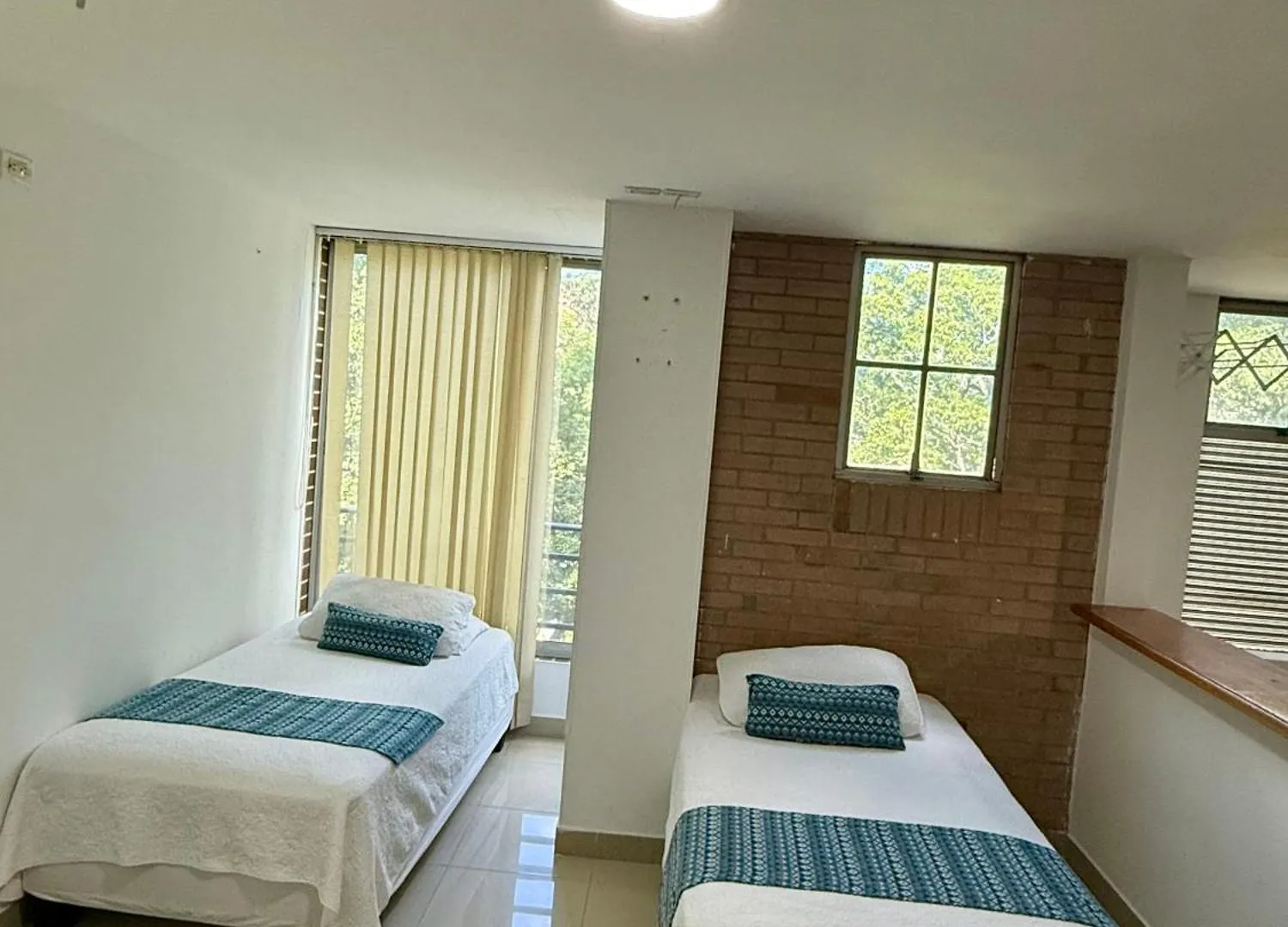 Aparta Hotel Montes Medellín 0*,  Colombia